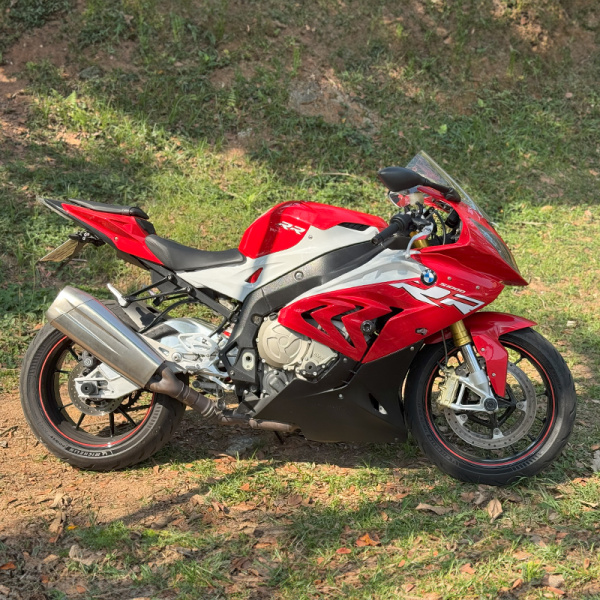 BMW S1000rr Vermelha 2016